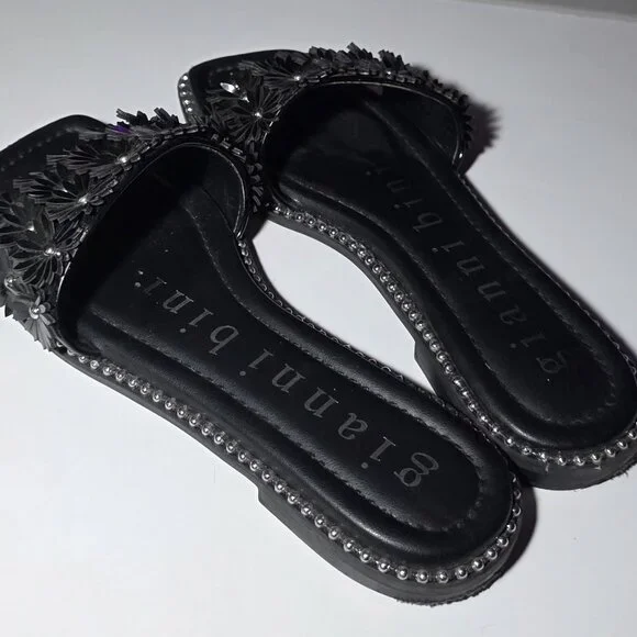 Gianni Bini Women Size 8M Black Floral Applique Studded Slide Sandals - Picture 7 of 7